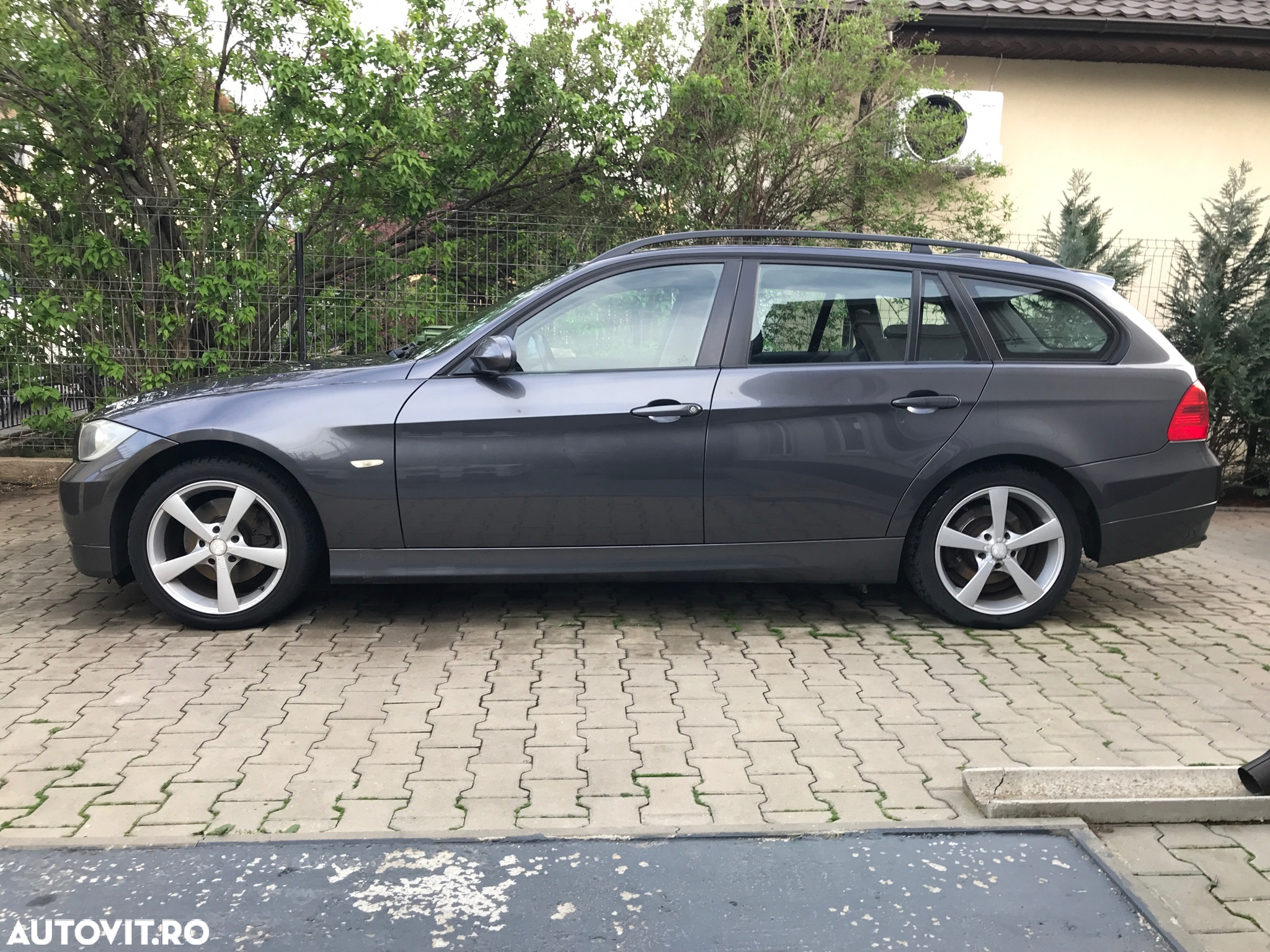 BMW Seria 3 318d - 5