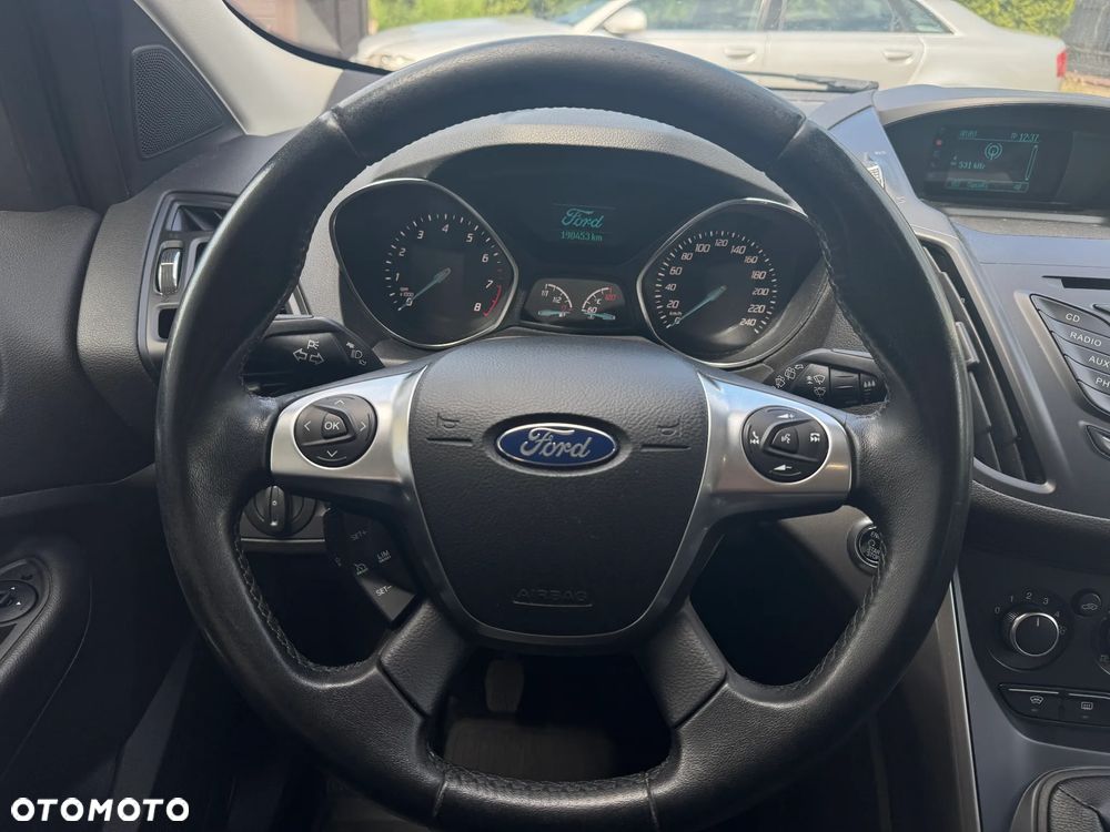 Ford Kuga 1.5 EcoBoost 2x4 SYNC - 14