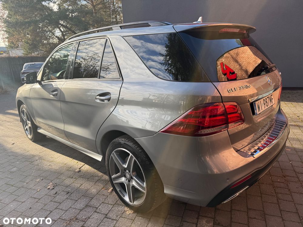 Mercedes-Benz GLE 350 d 4-Matic - 29