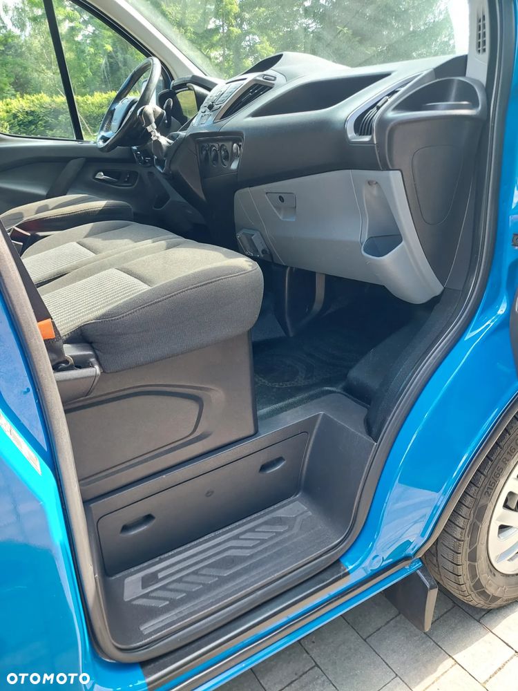Ford Transit Custom - 13