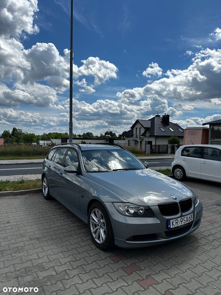BMW Seria 3 - 1