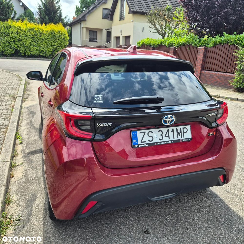 Toyota Yaris Hybrid 100 Active - 7