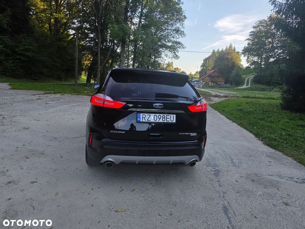 Ford Edge - 10