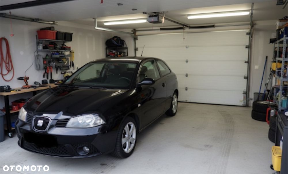 Seat Ibiza SC 1.4 16V Sport - 8