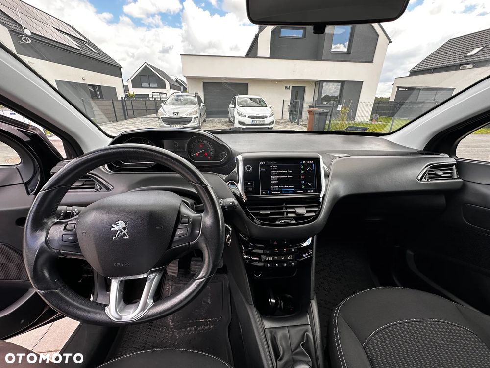 Peugeot 208 1.2 PureTech Active - 17