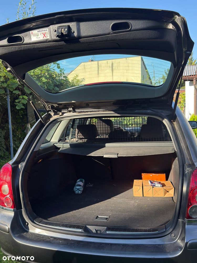 Toyota Avensis 2007 photo 5