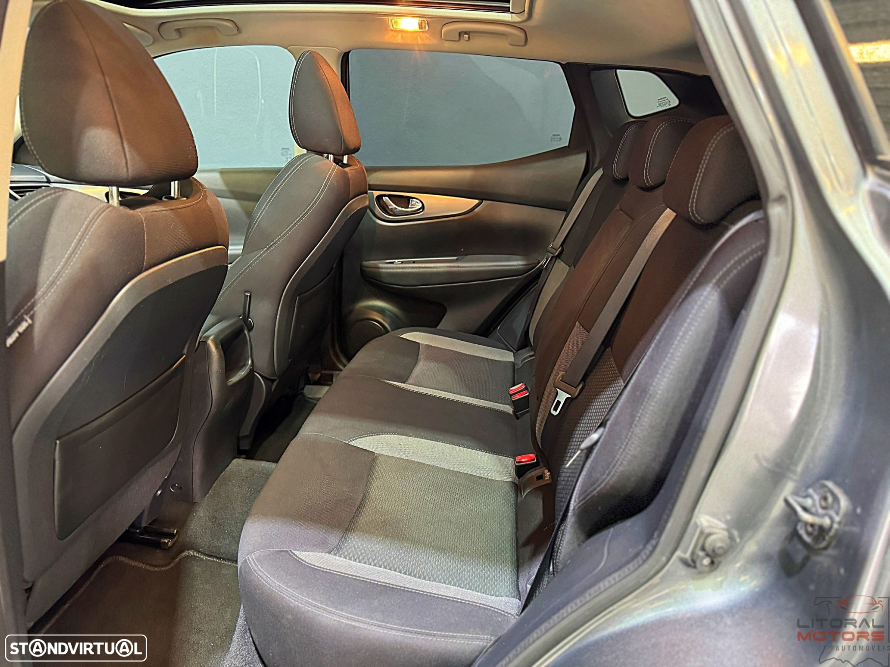 Nissan Qashqai 1.5 dCi N-Connecta - 16