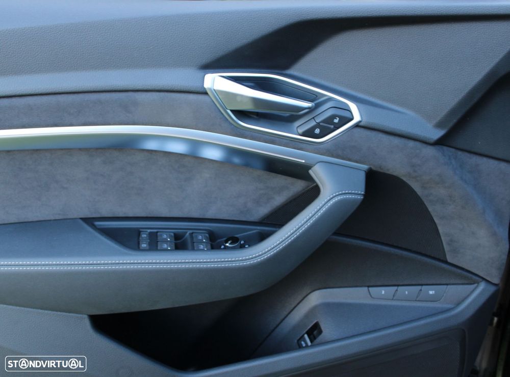 Audi e-tron Sportback 55 quattro S line - 14