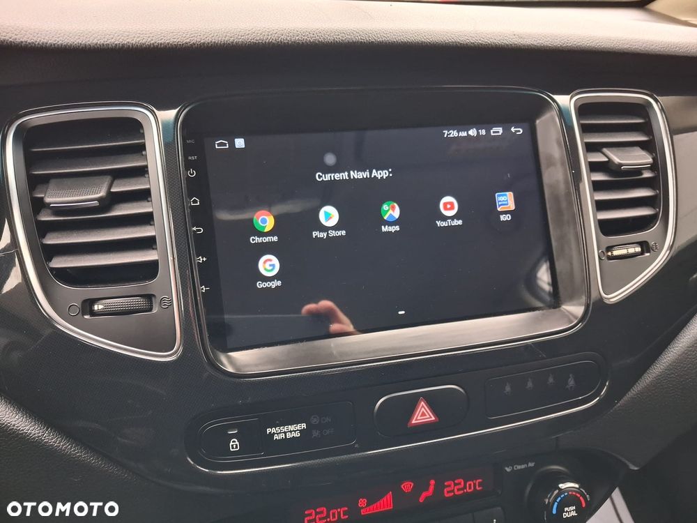 Kia Carens 1.7 CRDi M 7os EU6 - 6