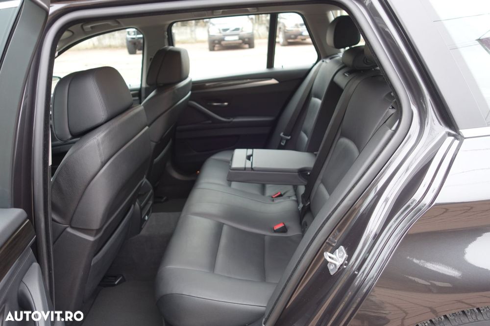 BMW Seria 5 530d xDrive - 22