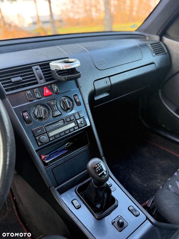 Mercedes-Benz Klasa C 220 T CDI Esprit - 18