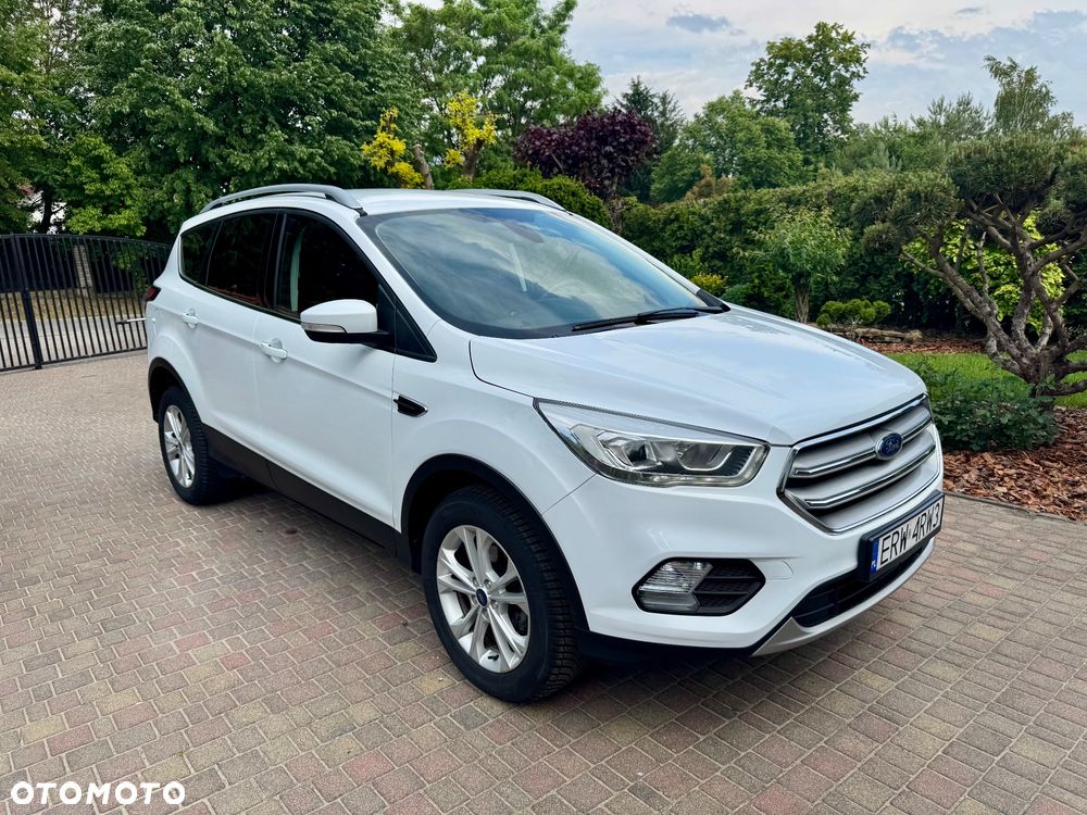 Ford Kuga - 10