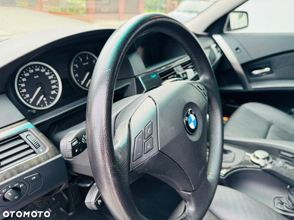 BMW Seria 5 - 30
