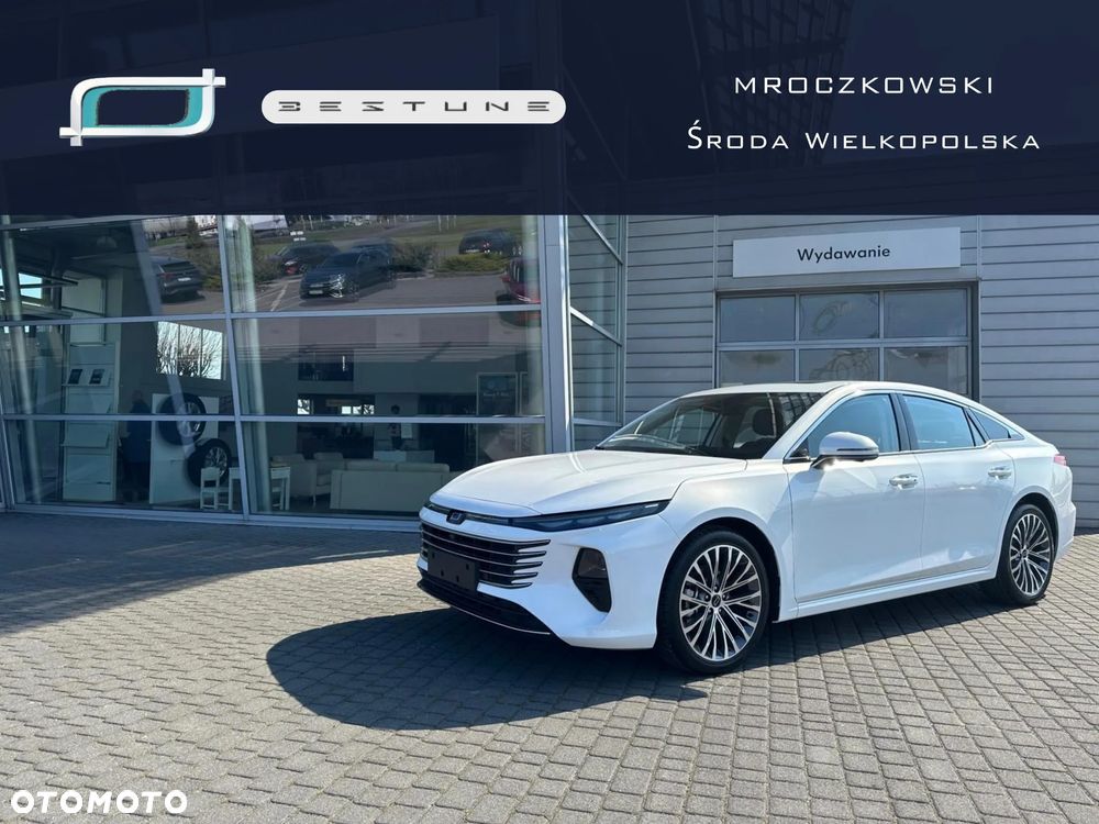 Bestune B70 2.0T Elegance - 1