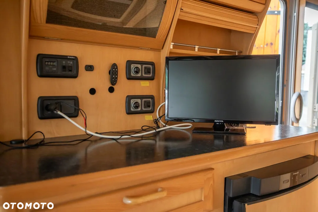 Elddis Crusader Hurricane - 3
