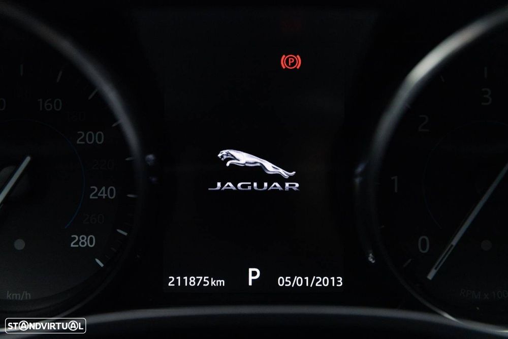 Jaguar XE 2.0 D R-Sport Aut. - 26