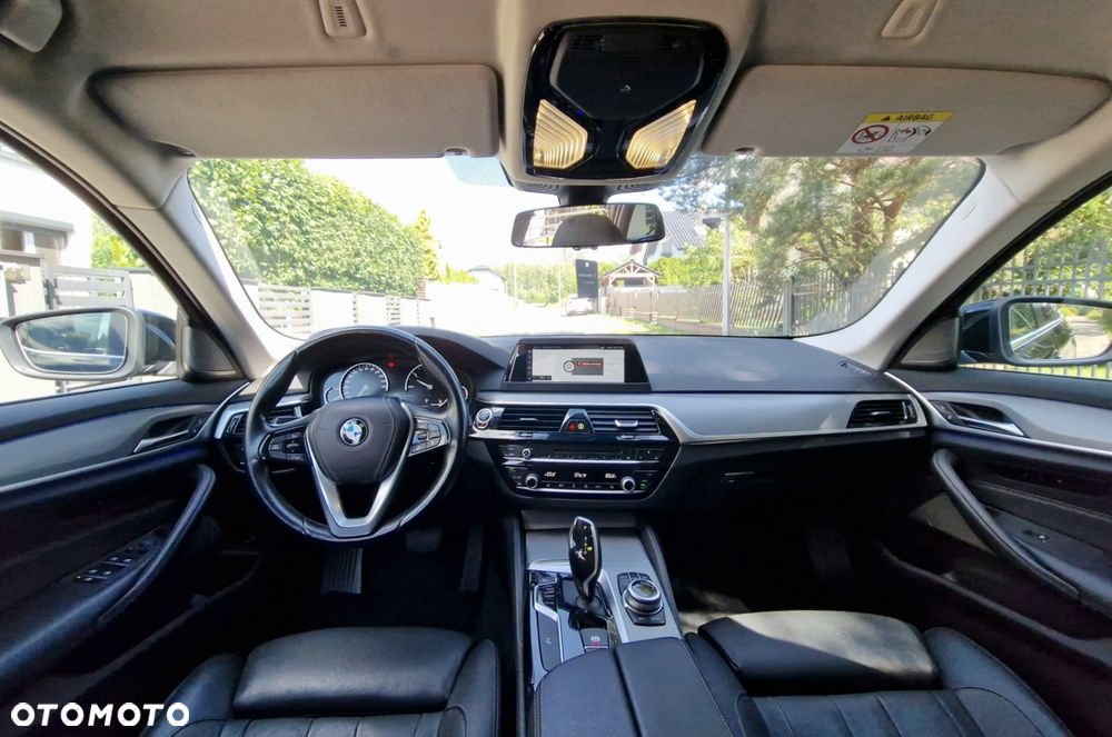 BMW Seria 5 530d Sport Line - 21