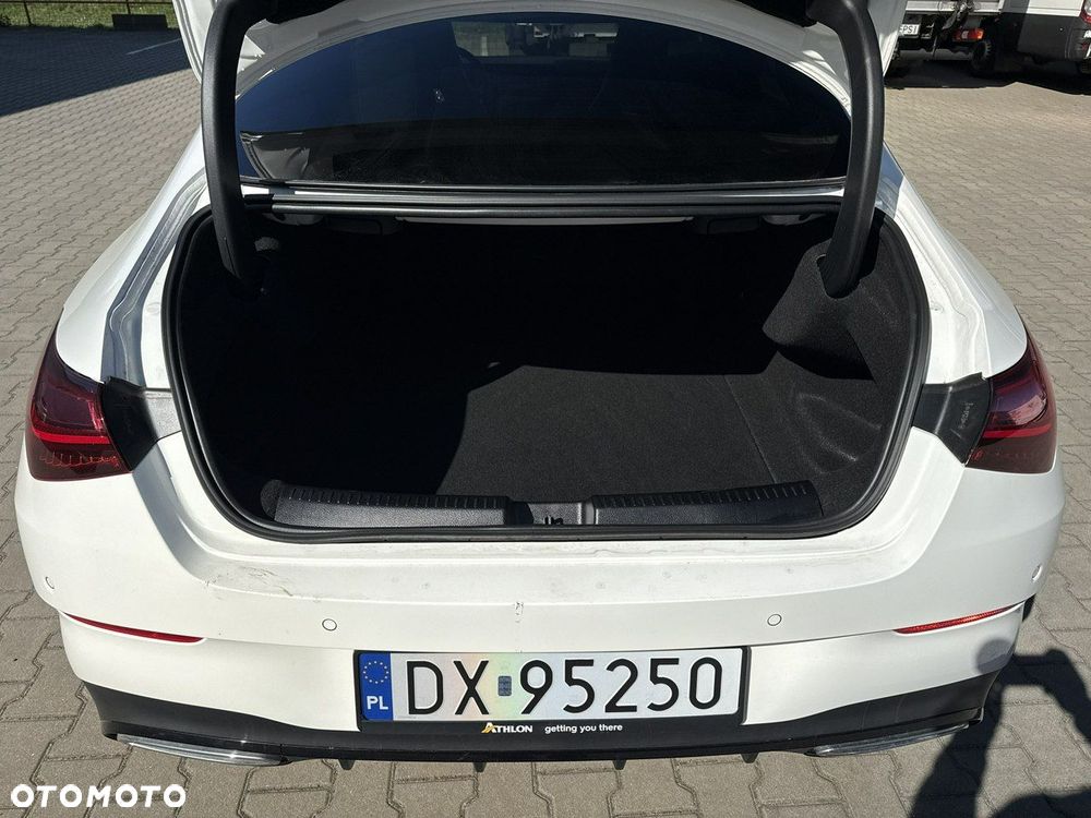 Mercedes-Benz CLA 200 mHEV AMG Line 7G-DCT - 16