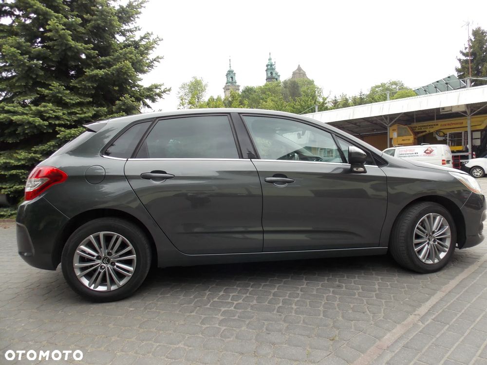 Citroën C4 1.6 VTi Attraction - 10