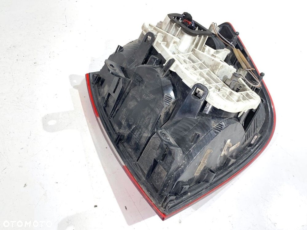LAMPA LEWY TYŁ  SKODA RAPID (NH3, NK3, NK6) 2012 - 2022 1.6 TDI 85 kW [115 KM] olej napędowy 2015 - 2