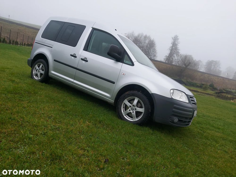 Volkswagen Caddy Life - 11