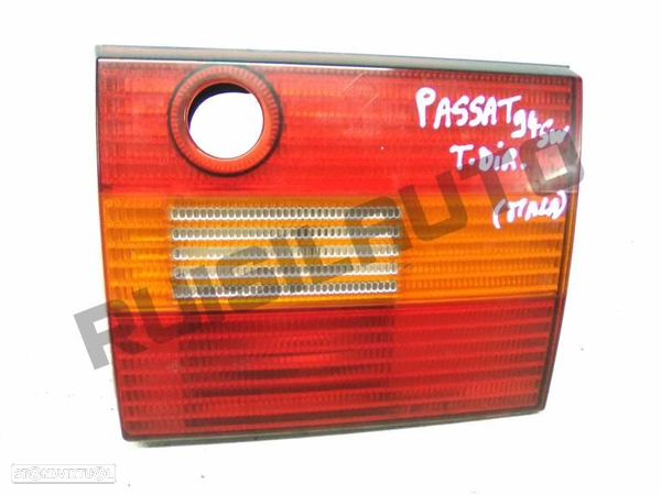 Farolim Trás Mala Direito  Vw Passat B4 Saloon [1988_1997] 1.6