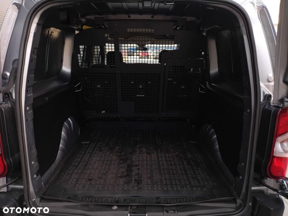 Toyota Proace City - 25