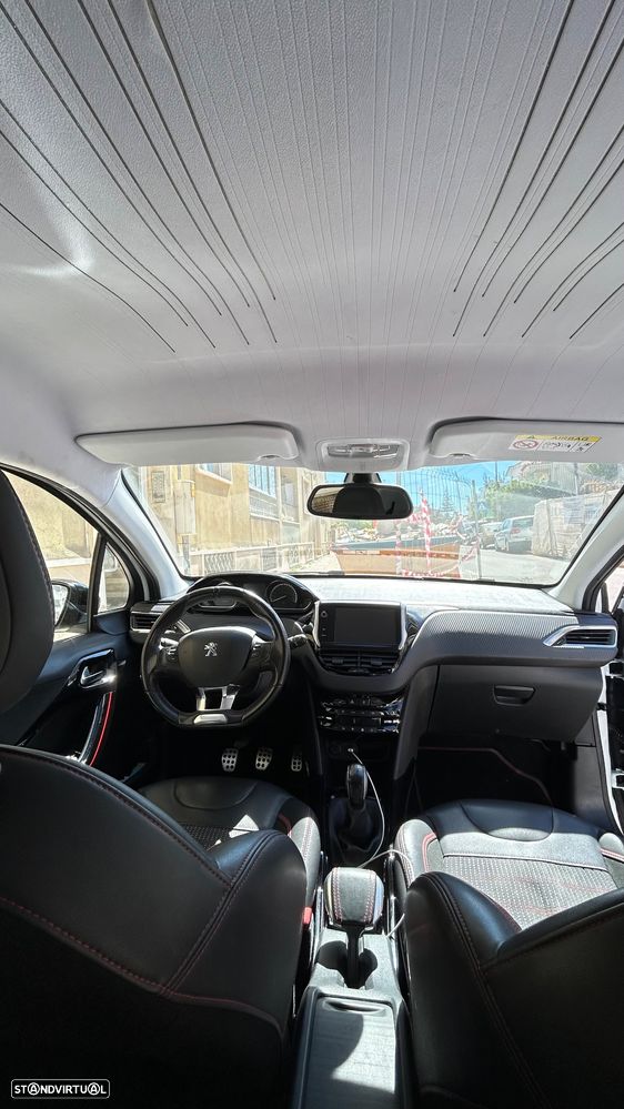 Peugeot 2008 1.2 PureTech GT Line - 7