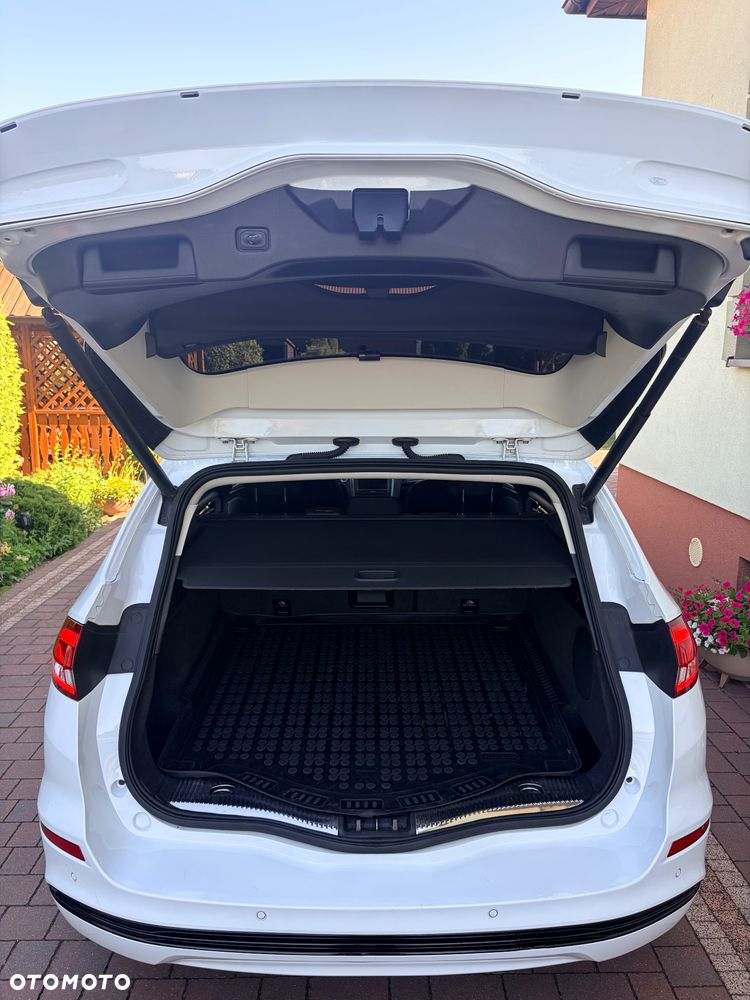 Ford Mondeo 2.0 EcoBlue Titanium - 9