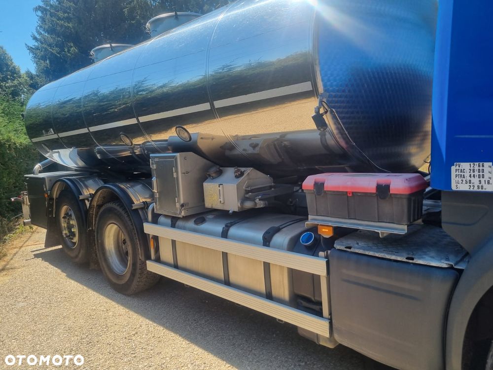 Scania P450 / RETARDER / 15.800L / PODNOSZONA OŚ / PRZEWÓZ MLEKA / SKRĘTNA OŚ - 5