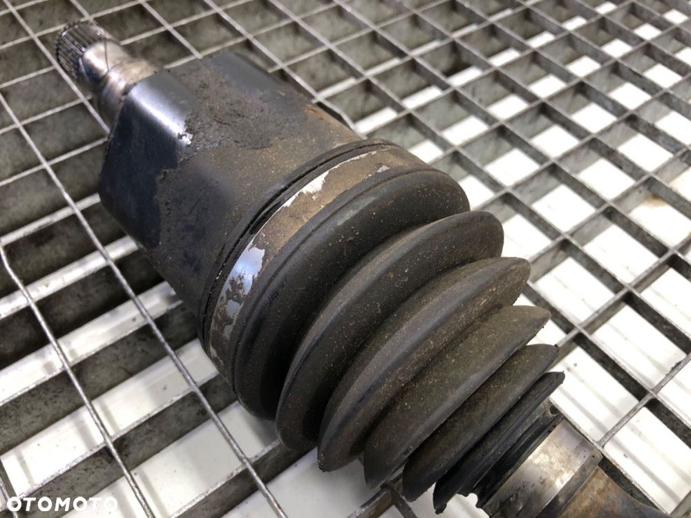 PÓŁOŚ PRAWY PRZÓD  CHEVROLET CRUZE liftback (J305) 2010 - 2022 1.8 104 kW [141 KM] benzyna 2011 - 5