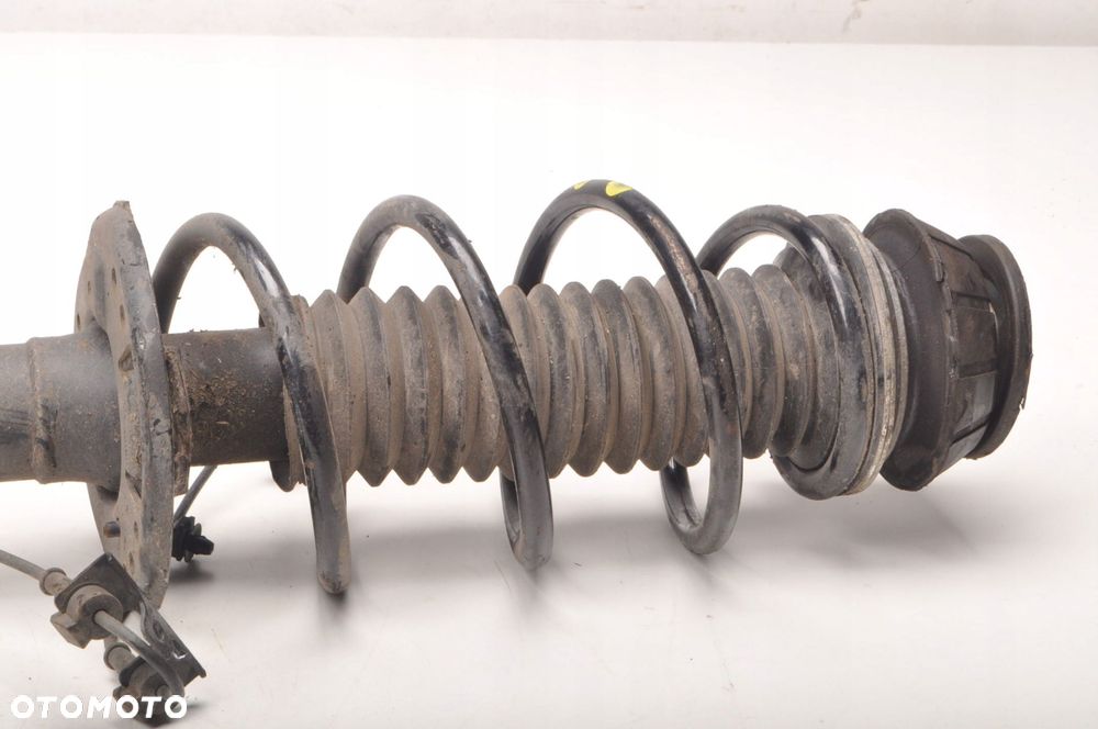 SUZUKI S-CROSS 1.5 HYBRYDA MCPHERSON PRAWY PRZÓD 23R 41601-76S00 - 2