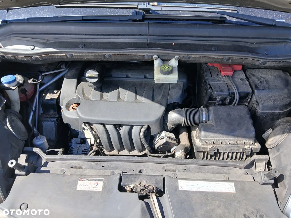 Citroën C4 Picasso 1.8 16V Confort - 29