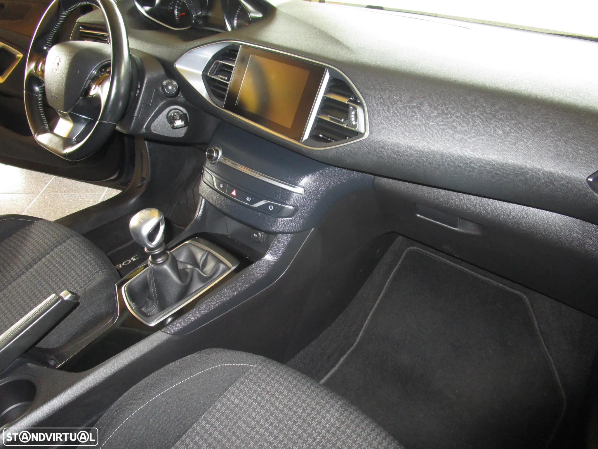 Peugeot 308 SW 1.6 BlueHDi Active - 22