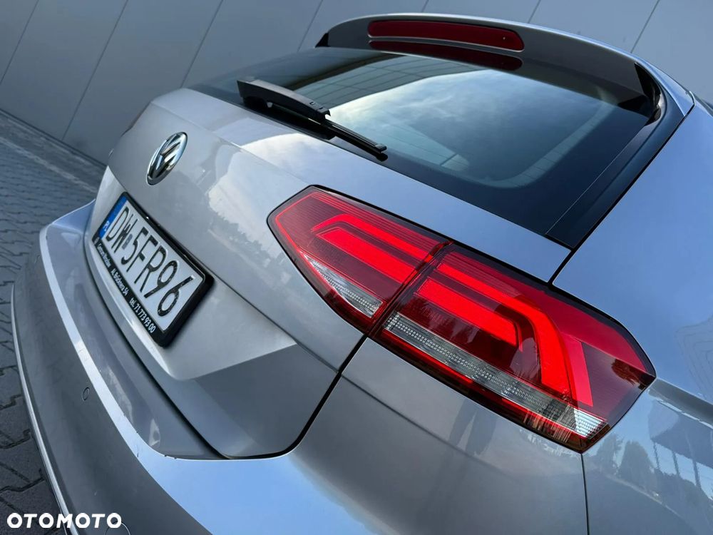 Volkswagen Passat 2.0 TDI BMT Comfortline - 30