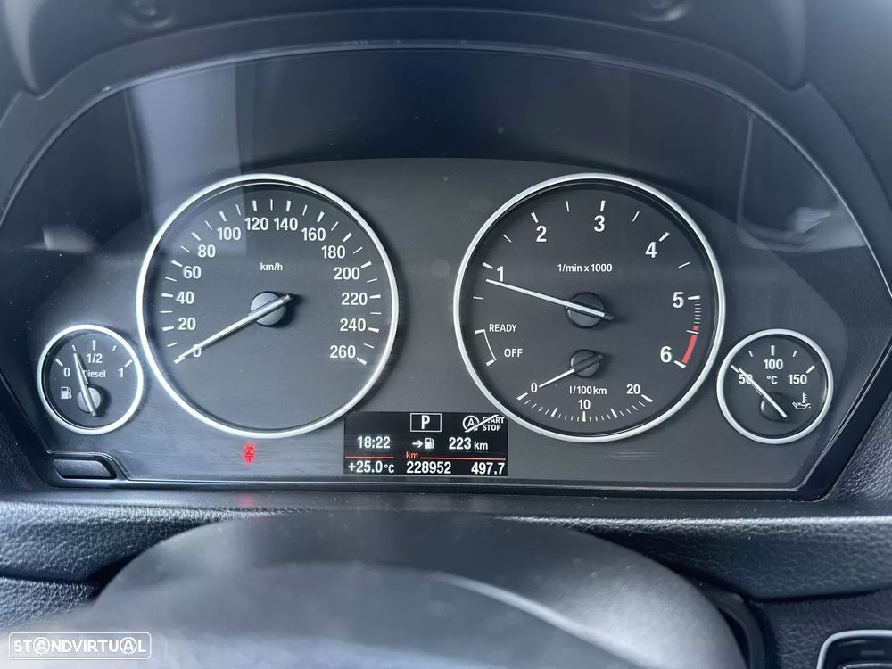 BMW 320 d EfficientDynamics Line Sport Auto - 51