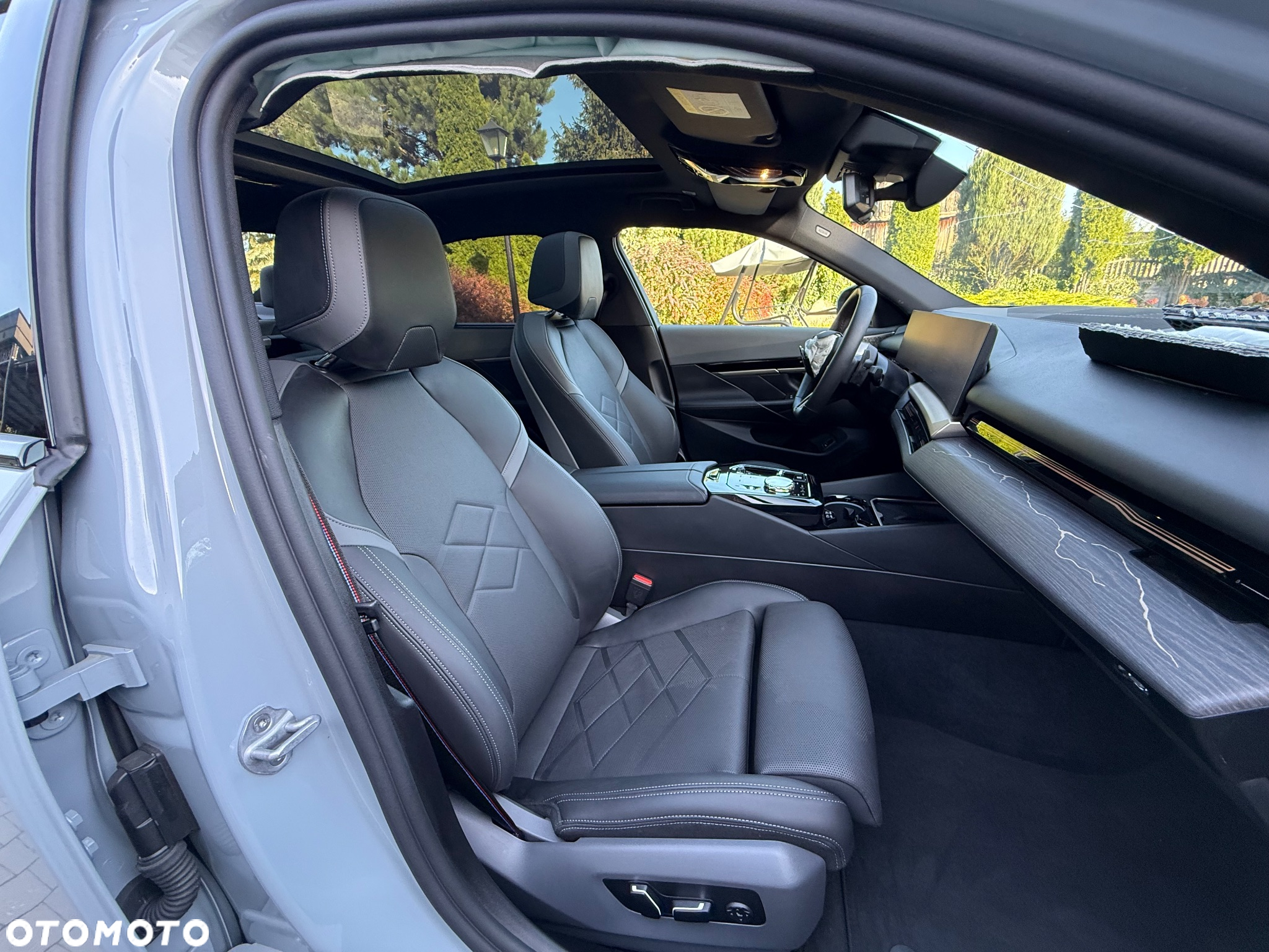 BMW Seria 5 520i mHEV M Sport - 31