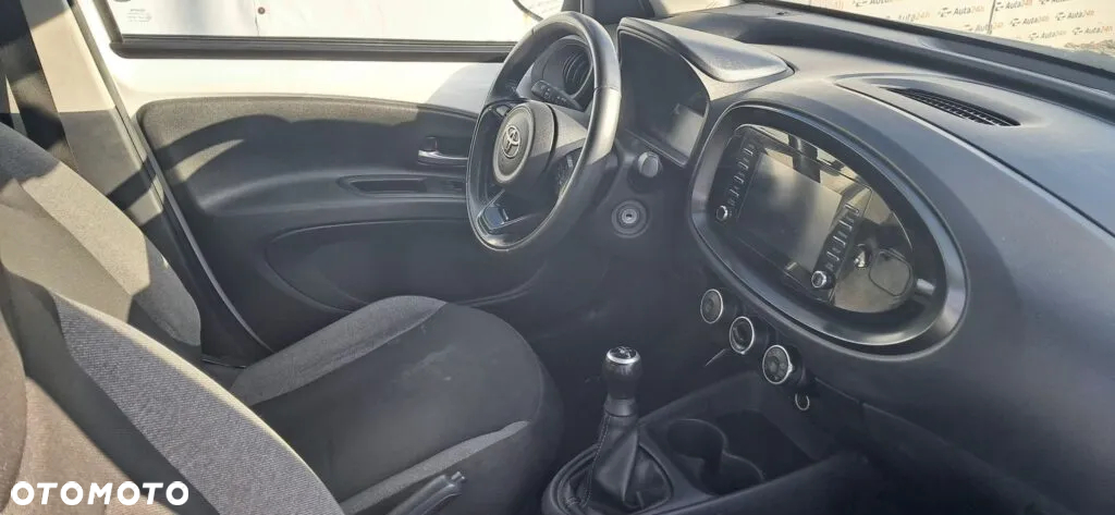 Toyota Aygo X - 13