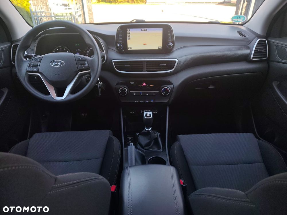 Hyundai Tucson 1.6 Turbo 2WD Navi - 16