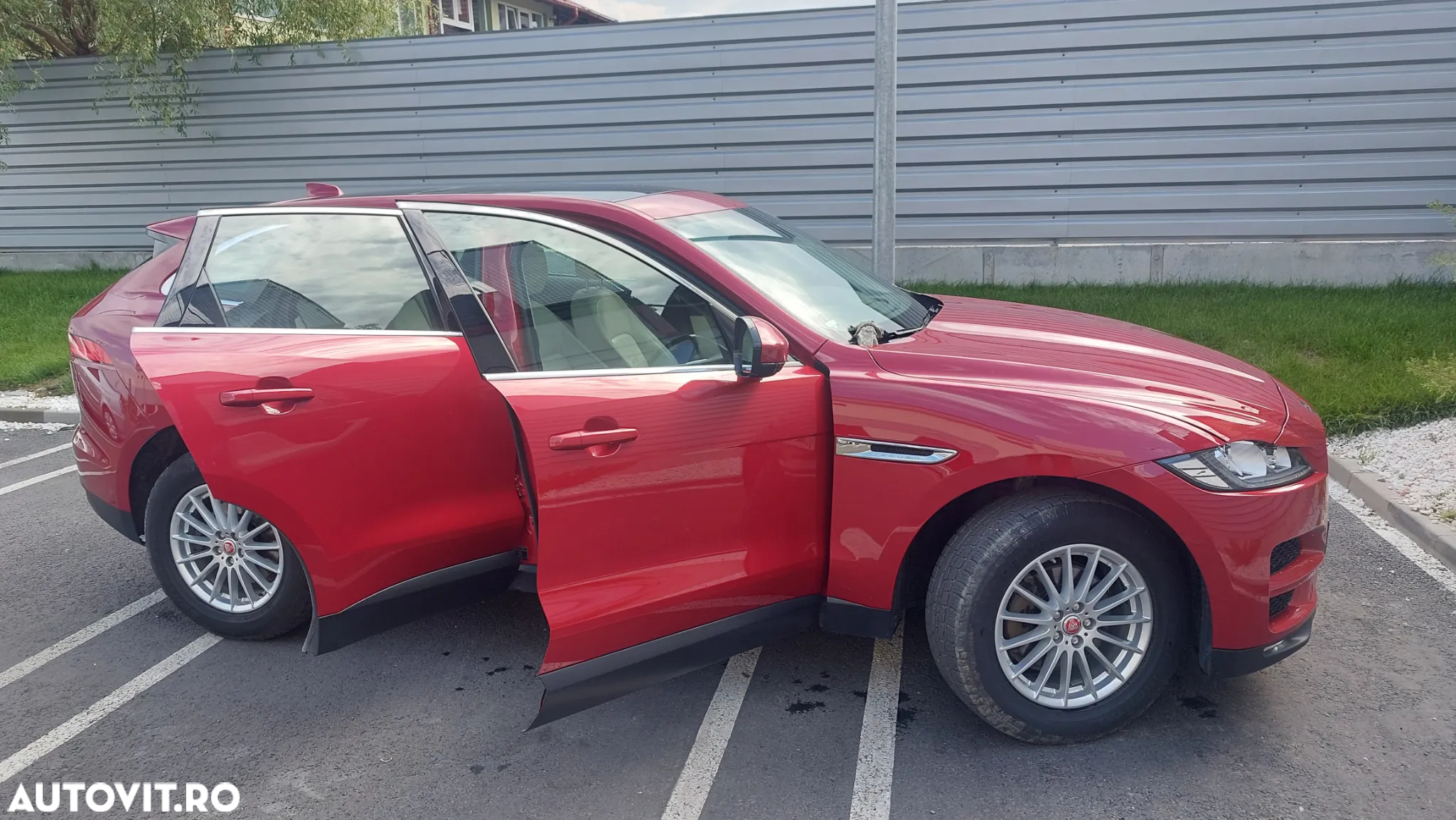 Jaguar F-Pace 20d AWD Prestige - 11