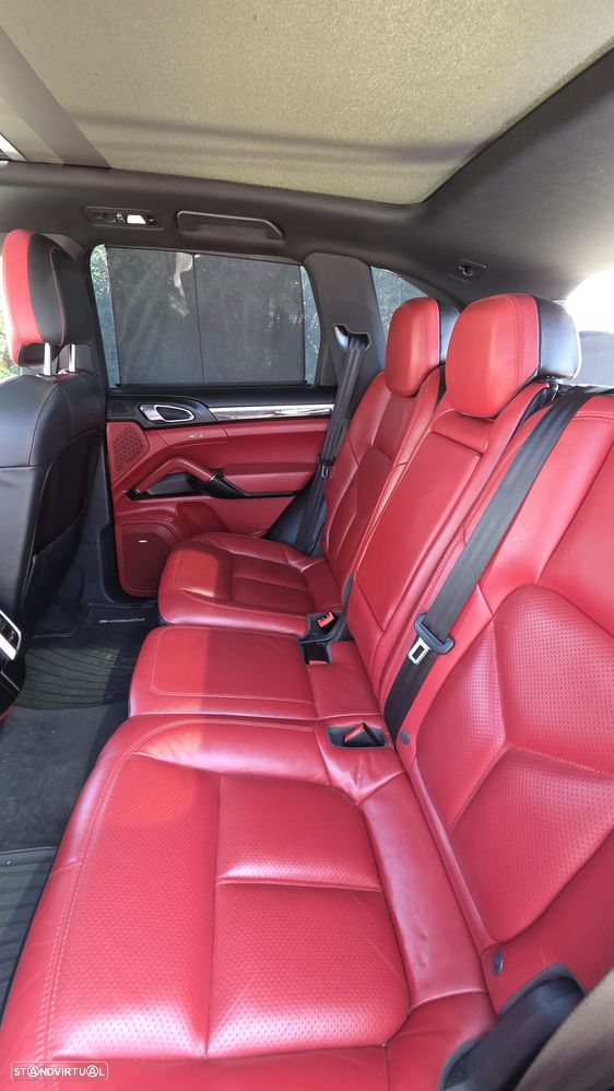 Porsche Cayenne S E-Hybrid Platinum Edition - 14