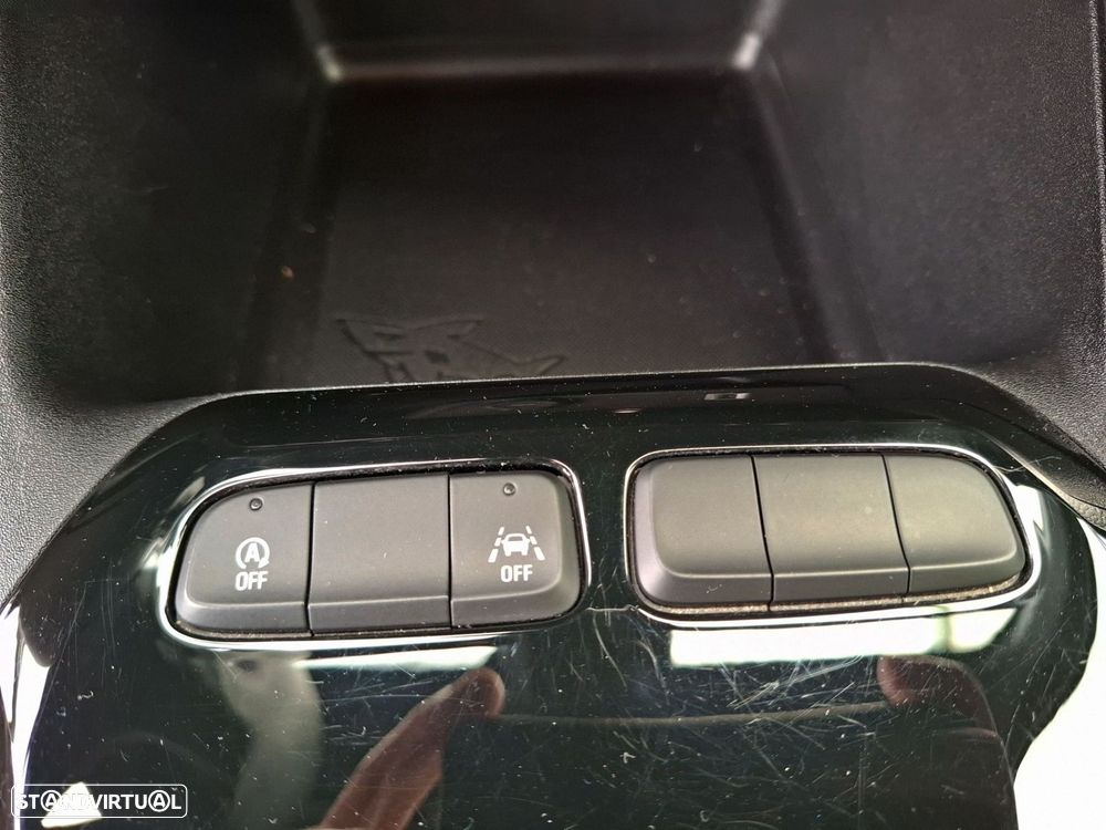 Opel Corsa 1.2 T Hybrid EdCT - 21