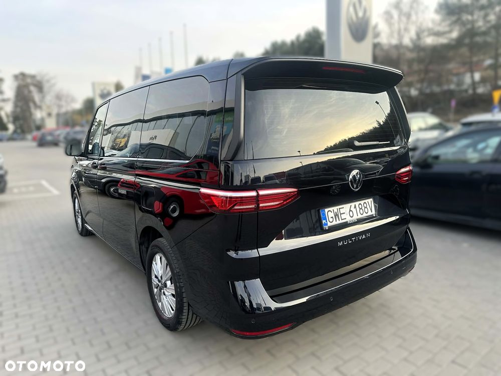 Volkswagen Multivan - 7