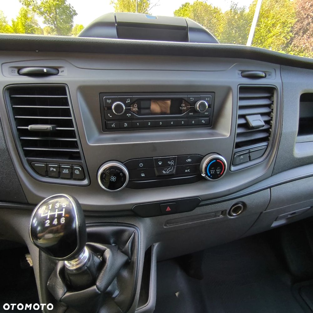Ford Transit Custom - 22