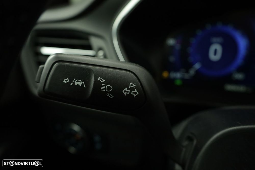 Ford Focus SW 1.0 EcoBoost MHEV Active X - 18