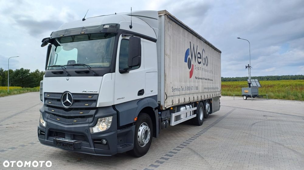 Mercedes-Benz Actros - 3