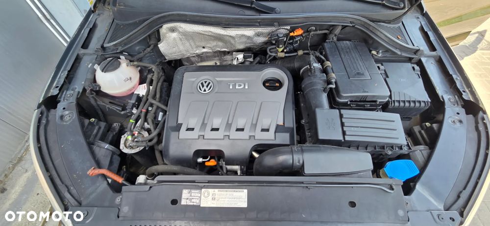 Volkswagen Tiguan 2.0 TDI DPF BlueMotion Technology Exclusive - 38
