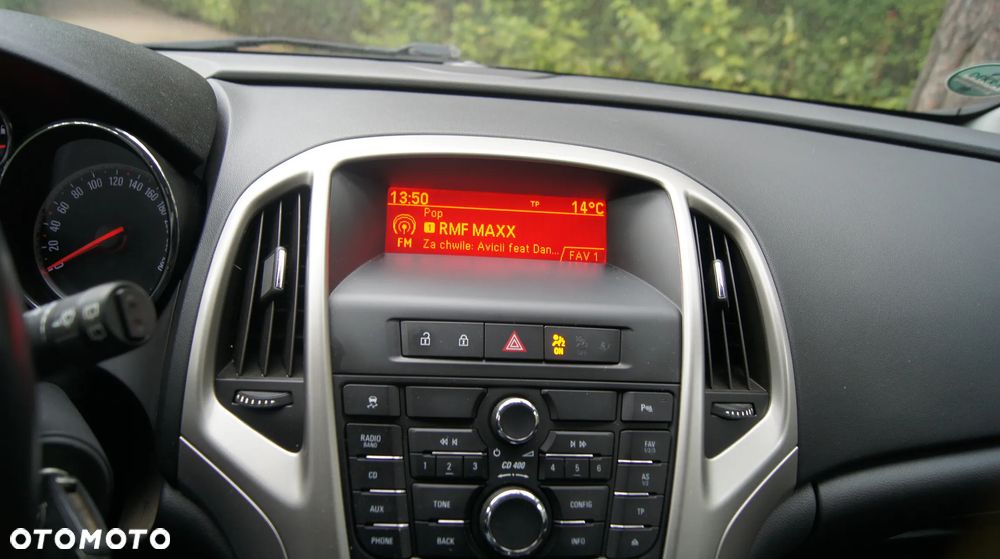 Opel Astra - 25