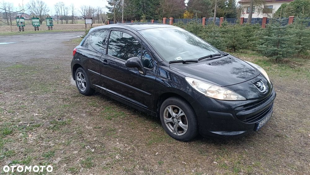 Peugeot 207 1.4 16V Presence - 2