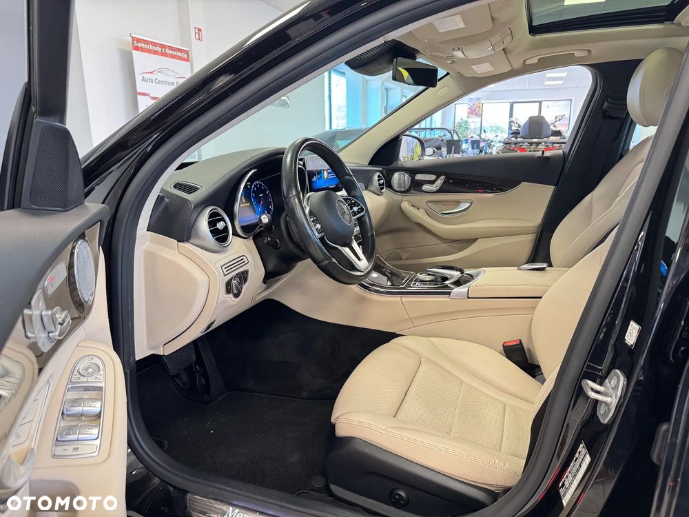 Mercedes-Benz Klasa C 400 4-Matic 7G-TRONIC - 7